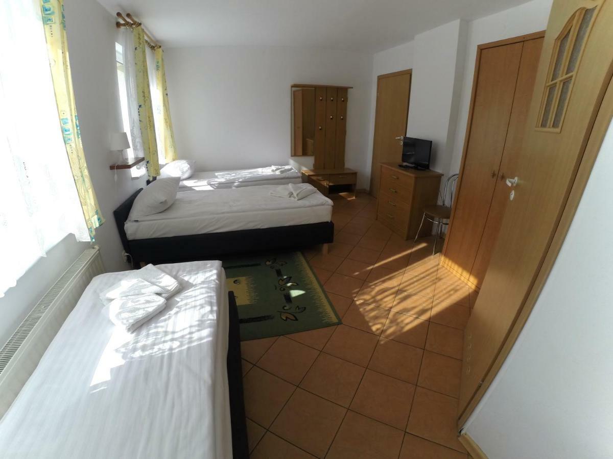 Osrodek Wypoczynkowy Merkury Mrzeżyno Exterior foto